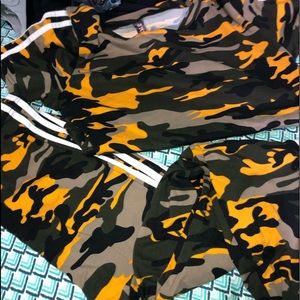 Camo set